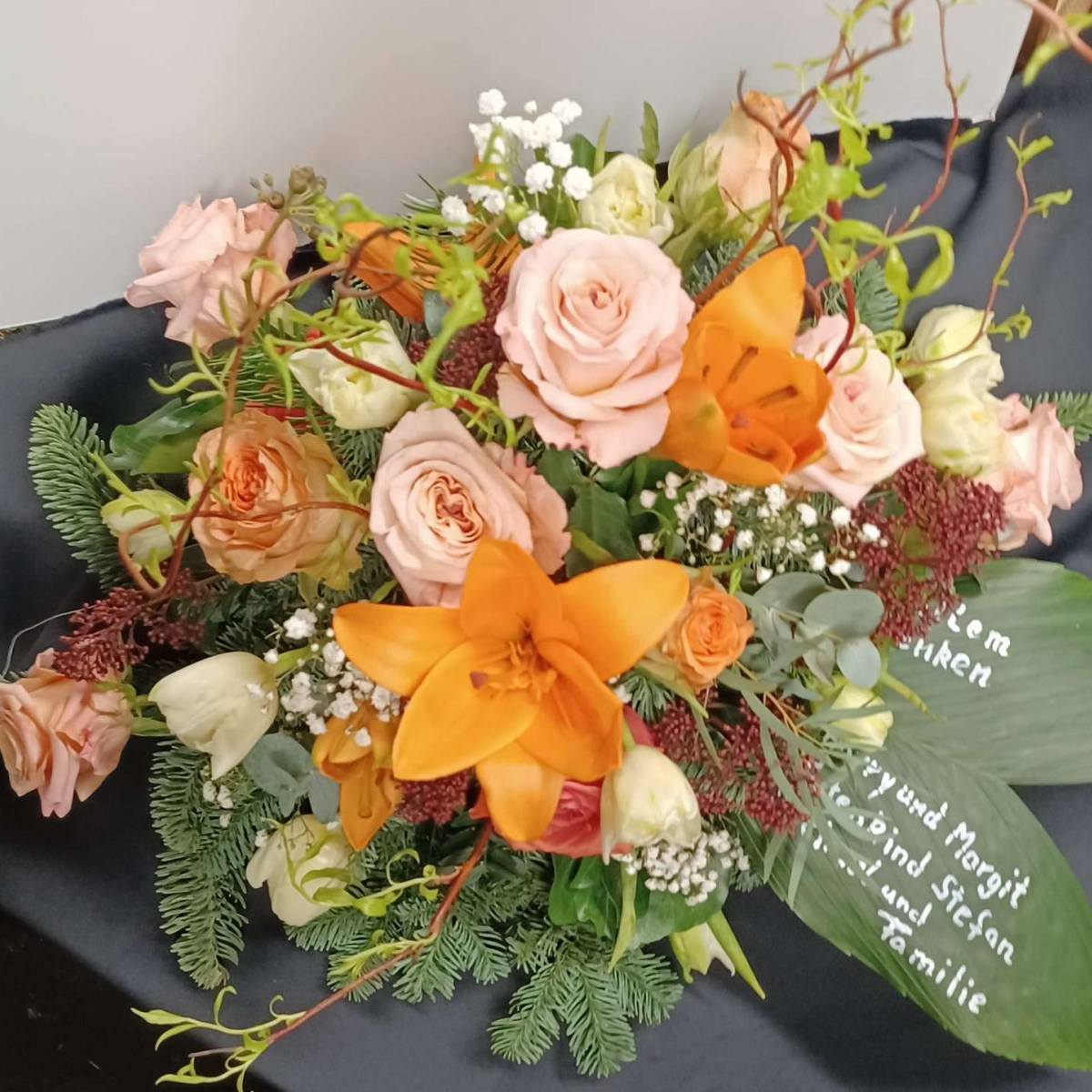 Blumenstrauß als Traierfloristik